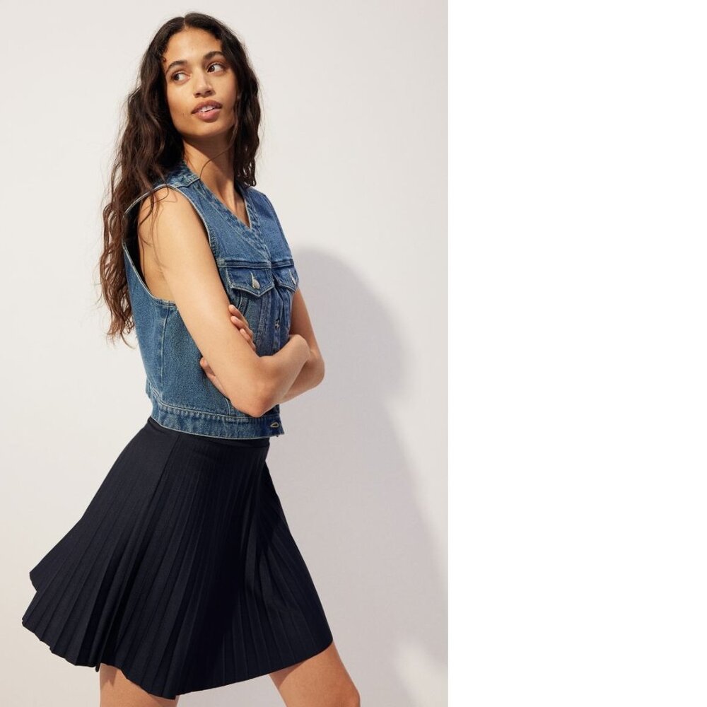 NWT H&M Pleated Mini Skirt Tennis S